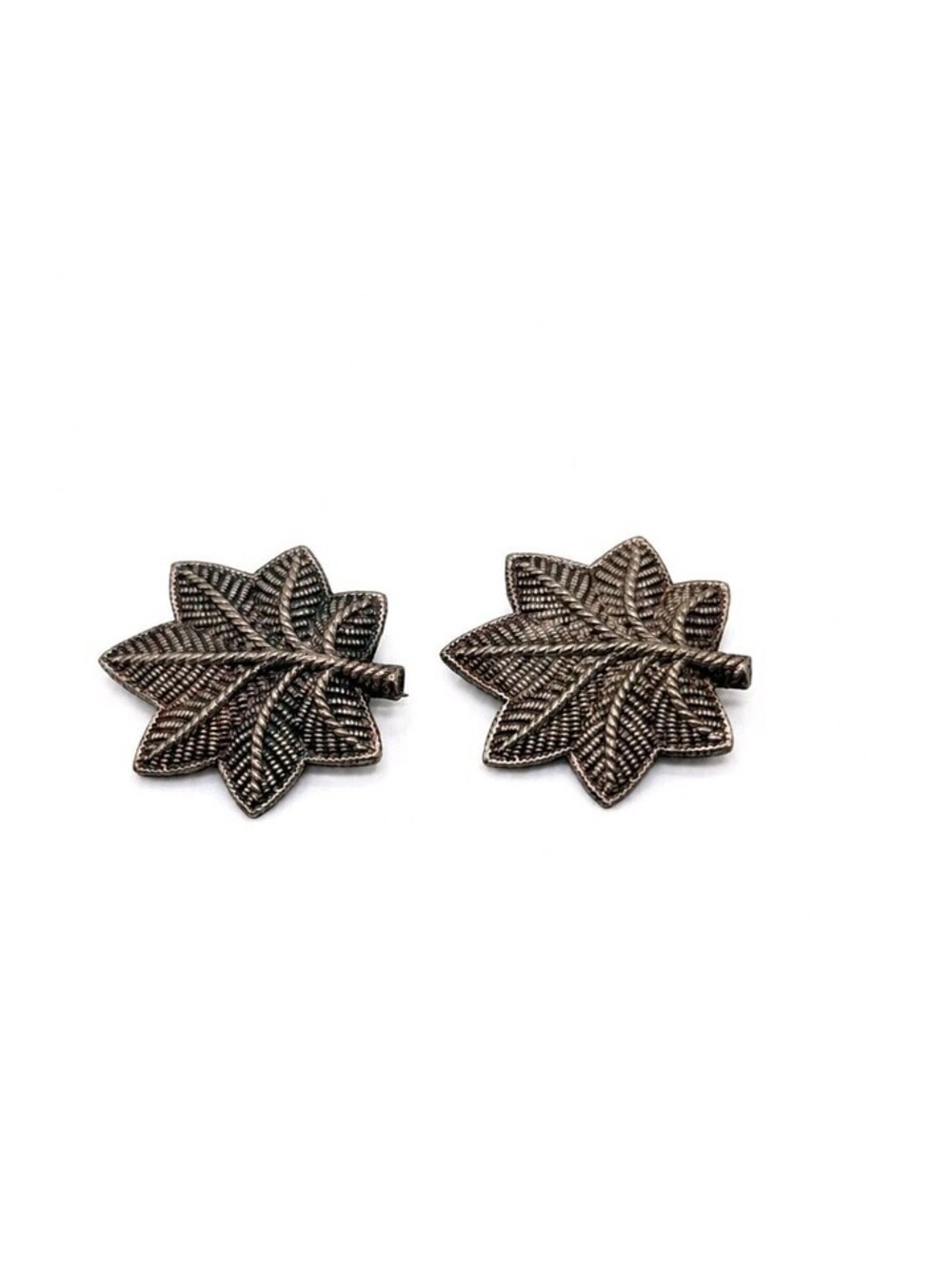 Vintage US Army Lieutenant Colonel Silver Oak Leaf Rank Insignia Pin Back Pair